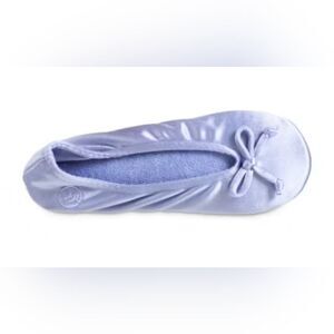 ISOTONER Women's Satin Suede Ballet Slipper Periwinkle Ash Sand S (Shoe Sz 5-6)